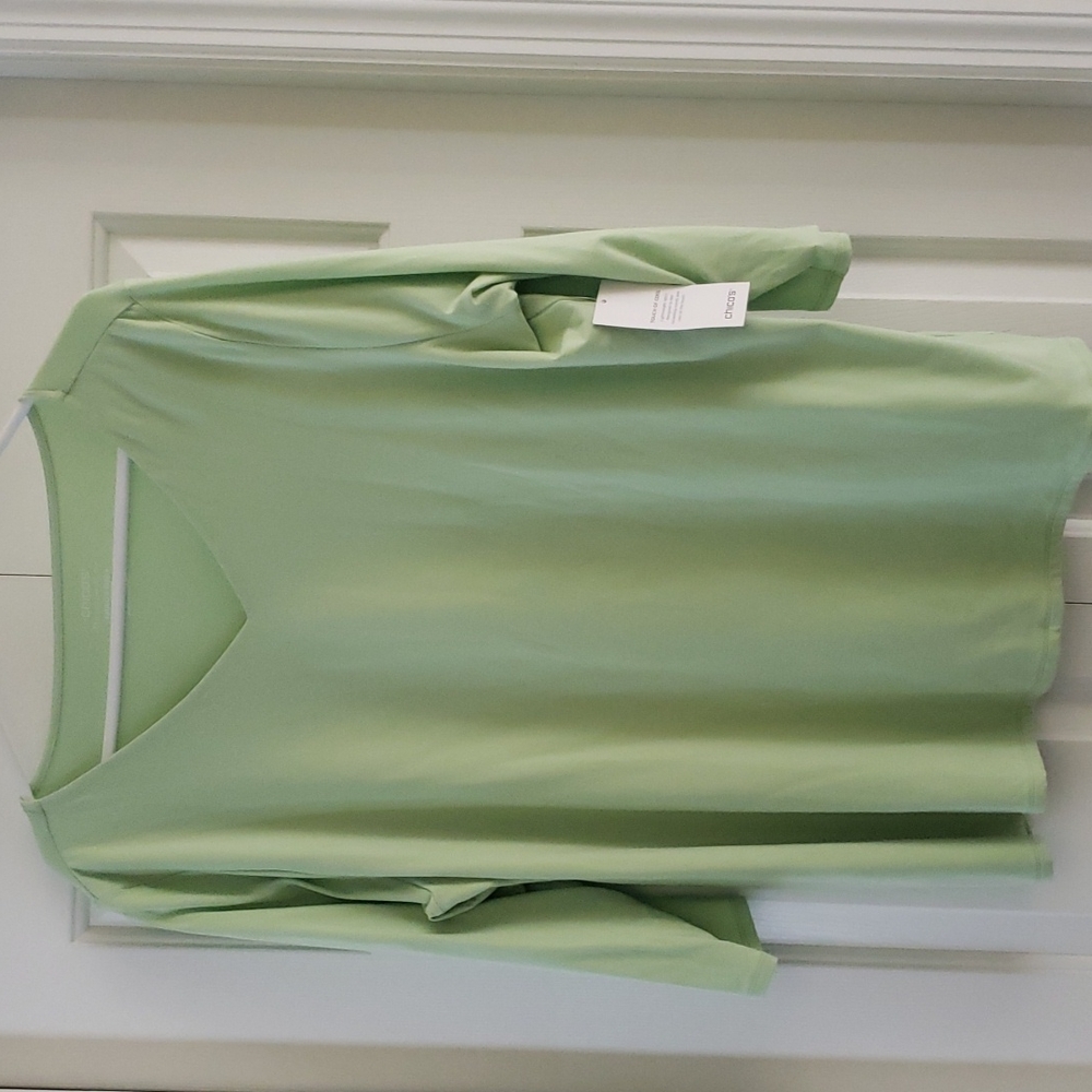 Chicos Top NWT 4